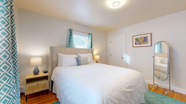 Photo - 22 Hews St Unit 2