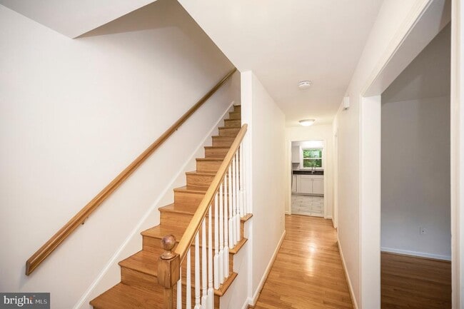 Building Photo - 455 Ridgemore St Rental