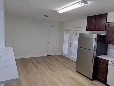 1242 W 9th St