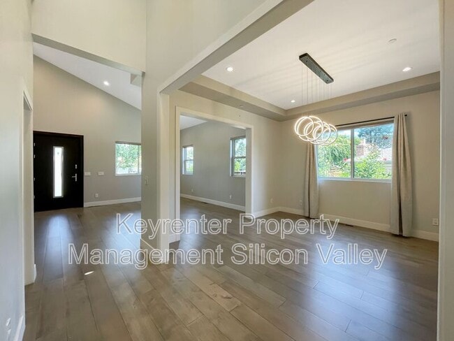 Photo - 2942 Neal Ave