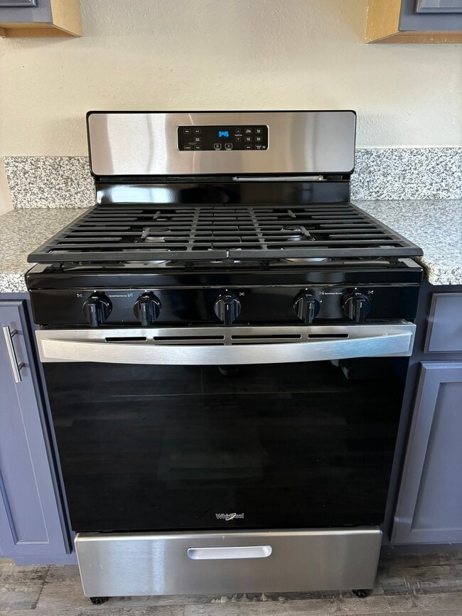 Photo - 1030 N Pleasant Ave