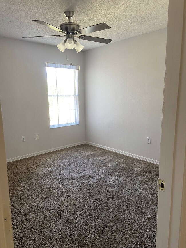 Photo - 4416 Hamlet Ct