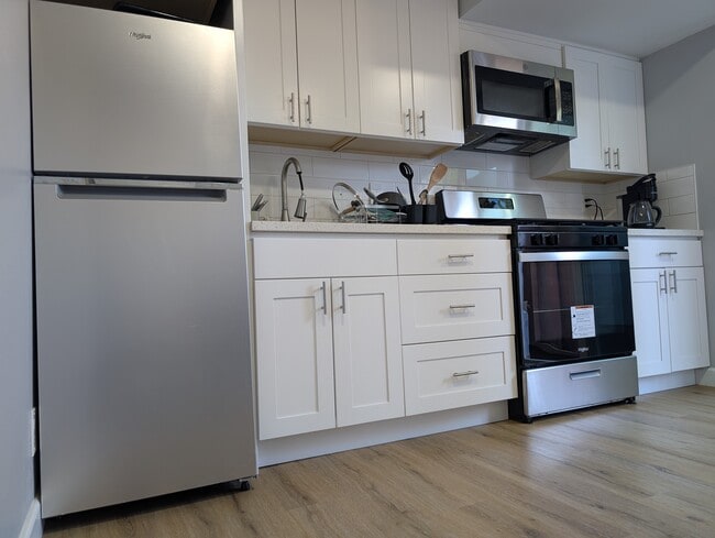 Photo - 1708 Ewer Dr