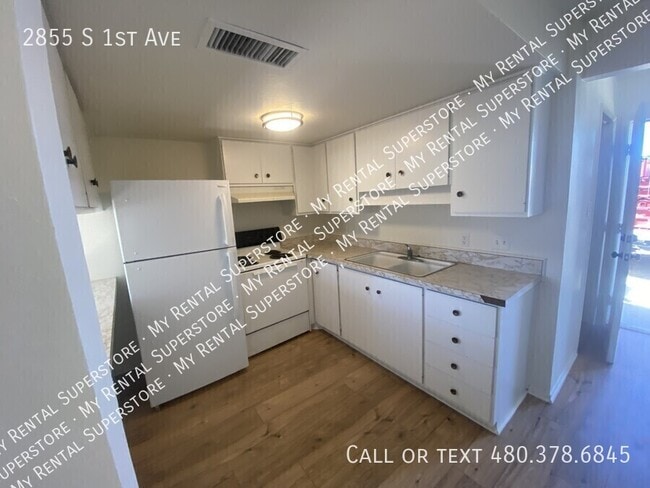 Photo - 2855 S 1st Ave