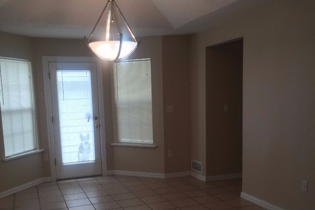 Photo - 3805 Hawick Ln