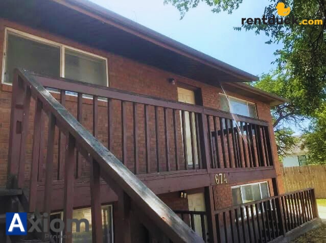 Photo - 674 W Cedar-2 Unidad 2