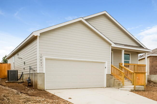 Photo - 14007 Southton Basin