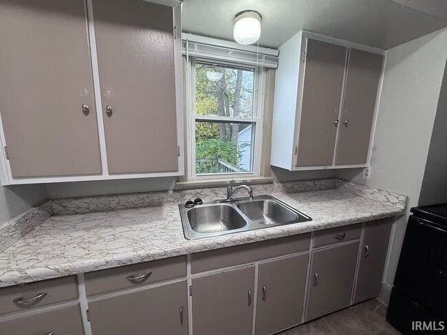 Photo - 1500 Wheeling Ave