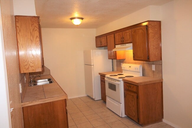 Photo - 1707 Jennifer Cir Unit 1707