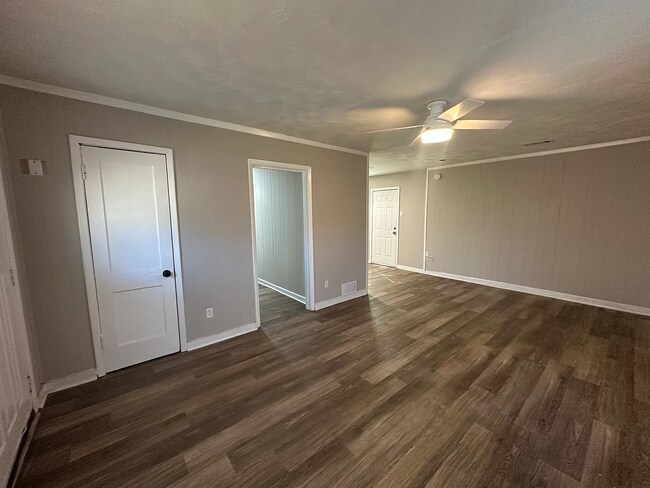 Photo - 2377 Imogene St