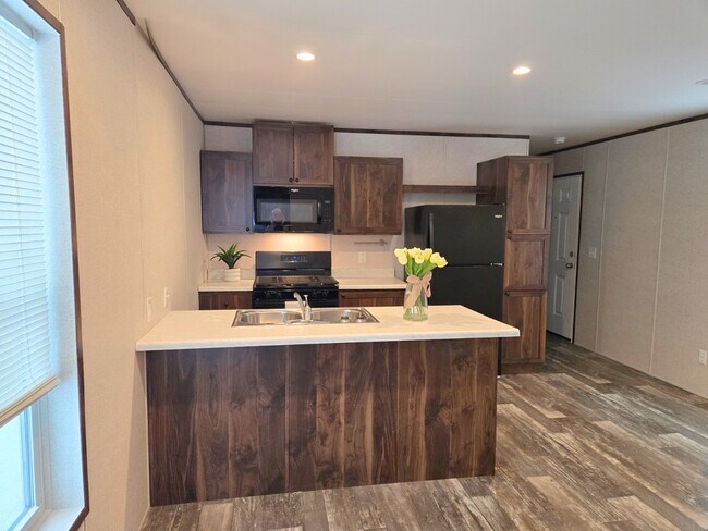 Photo - 2121 Panhandle Rd