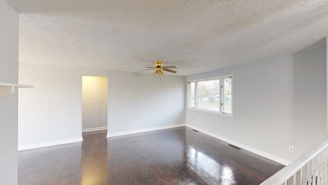 Photo - 3801 Adell Rd