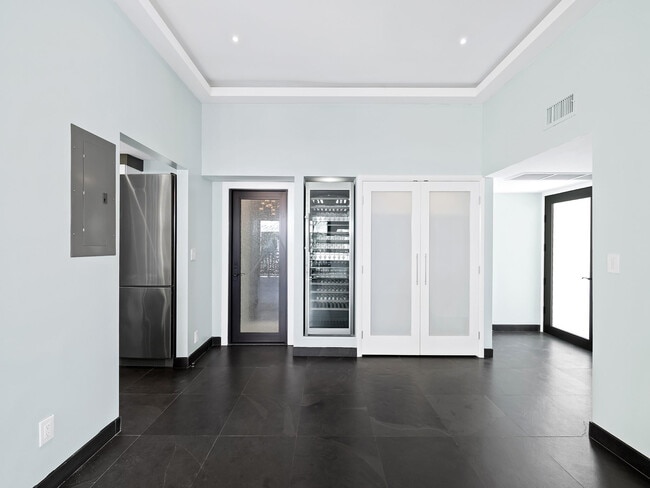 Photo - 1560 S Ocean Ln Unit 205