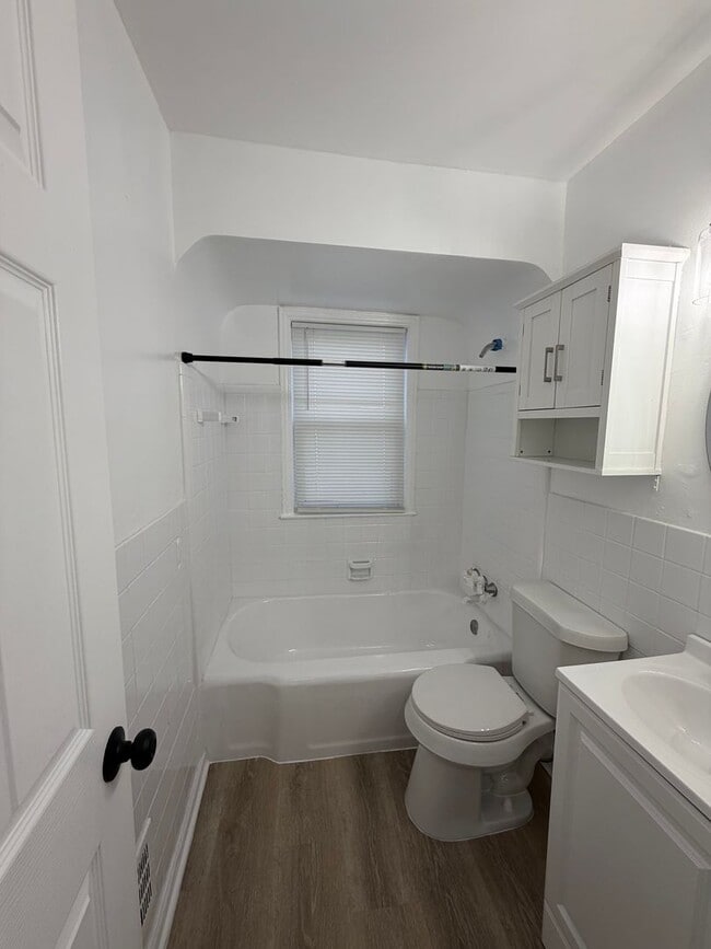 Photo - 3 bedroom Fully renovated Westside Bungalow