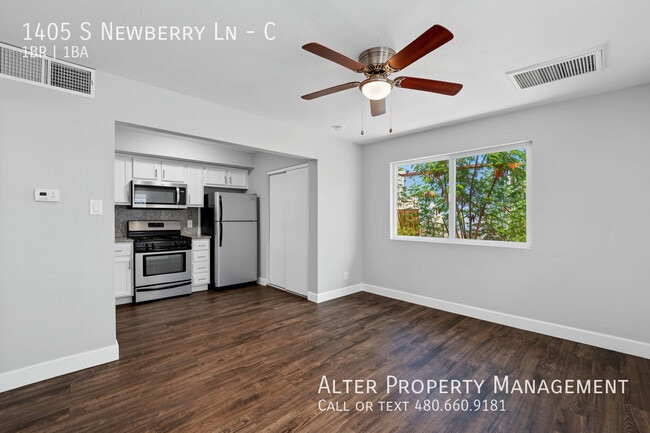 1405 S Newberry Ln