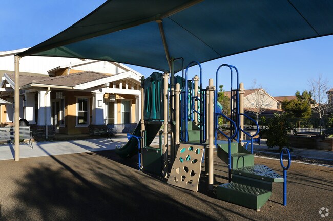 Photo - Monte Vista