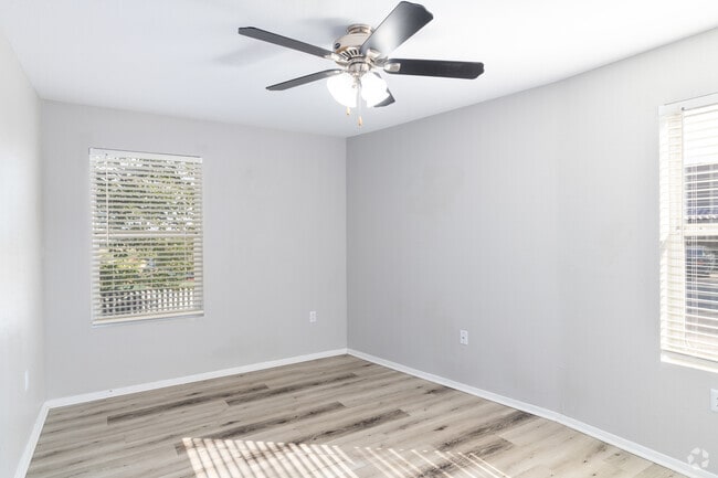 2BR, 2BA - 1,025SF - Primary Bedroom
