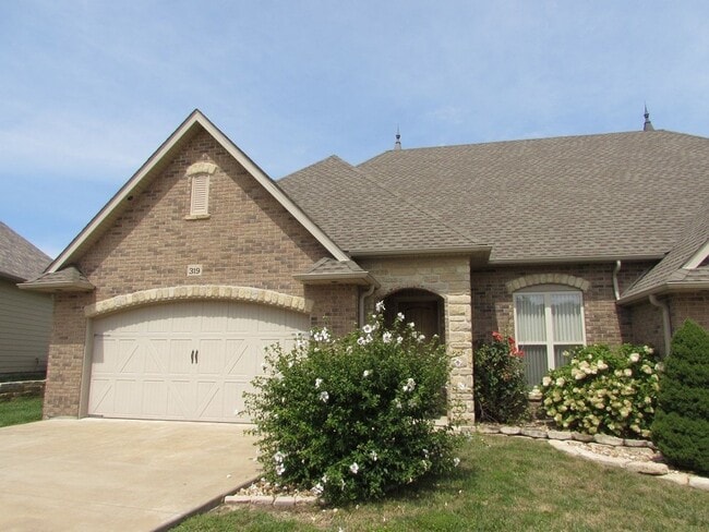 Building Photo - Pebblestone Subdivision