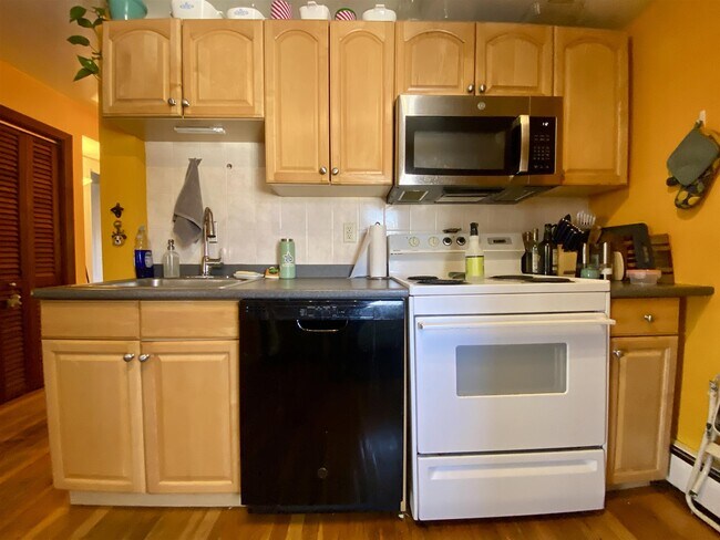 Photo - 87 Summer St Unit 3