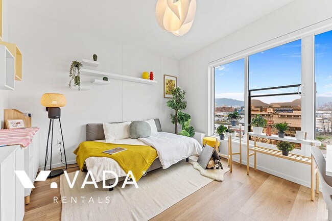 Photo - 1888 Scotia St Unité 1