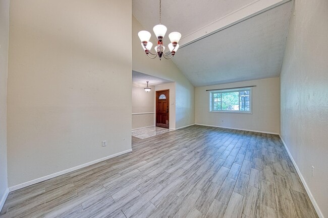 Photo - 22411 Elsinore Dr