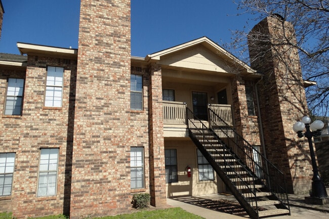 Photo - Townlake Apartments