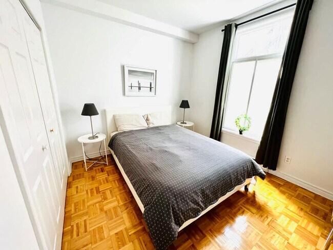 Photo - 4846 Rue Sainte-Catherine E Unité SI FL1-ID1543092P