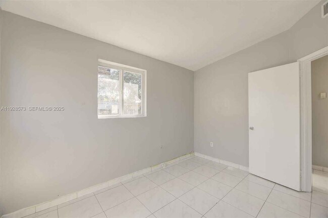 Photo - 3510 SW 39th St