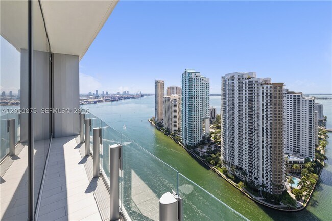 Building Photo - 300 Biscayne Blvd Unit 3104
