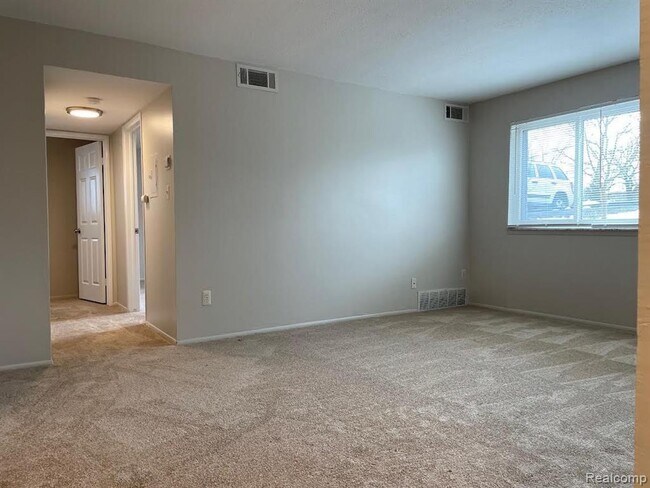 Photo - Milford Park Apartments