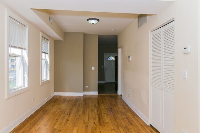 Photo - 1636 N Spaulding Ave Apartment Unit 2