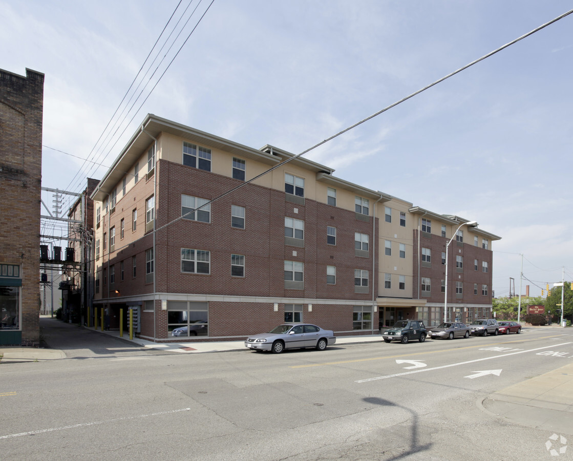 Pollock Apartments - Pollock Apartments