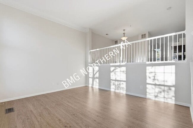 Photo - 1881 Crescent Park Dr