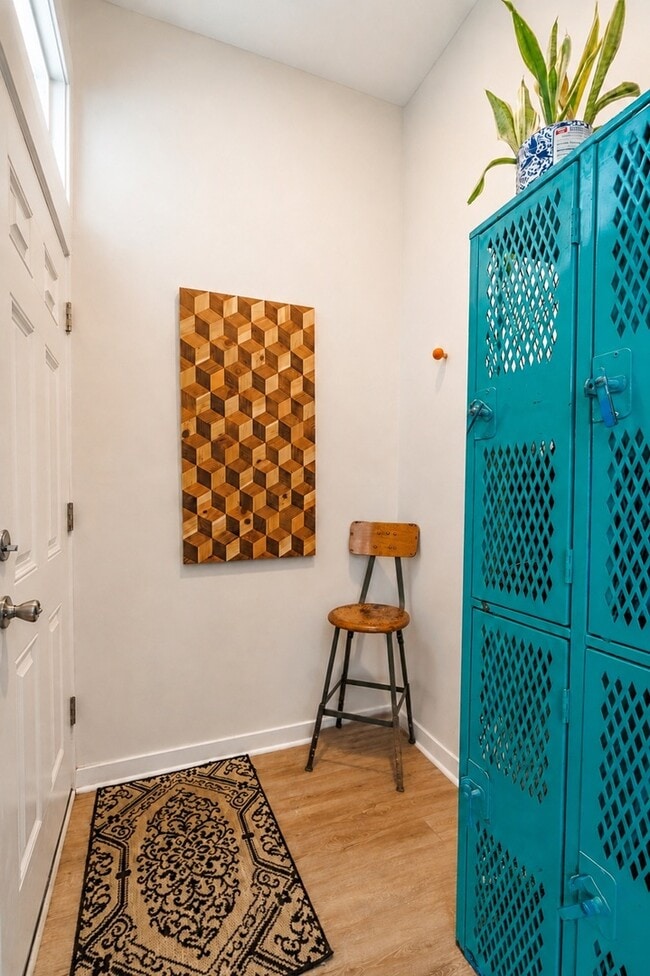 Photo - 3646 W Wabansia Ave