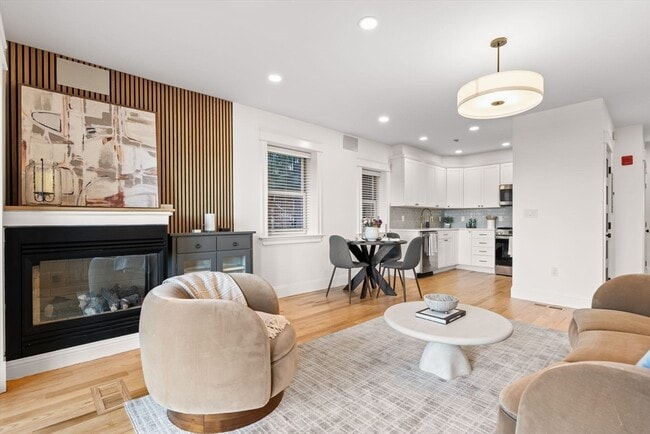 Photo - 53 Thomas Park Unit 2