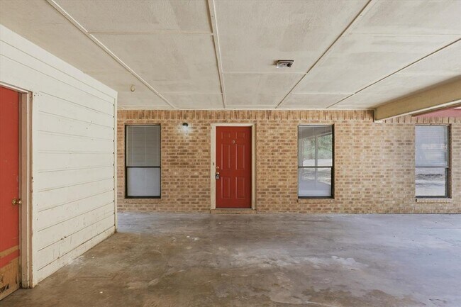 405 Whitetail Dr