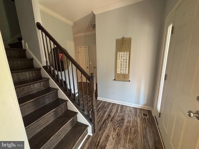 Photo - 16209 Round Hill Rd