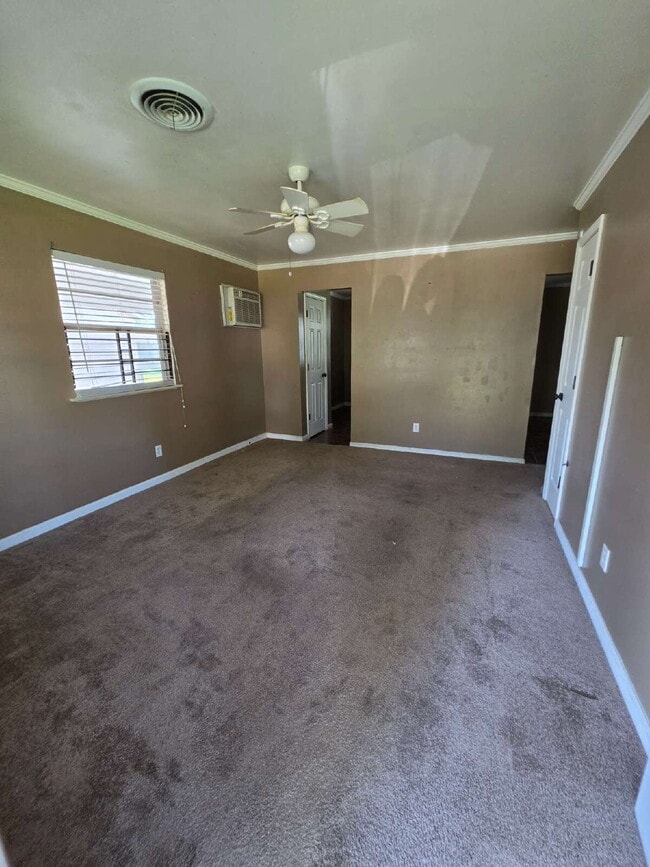 "Charming 3-Bedroom Retreat in Blytheville – Cozy 884 Sq Ft Home on Mayfair Lane!"