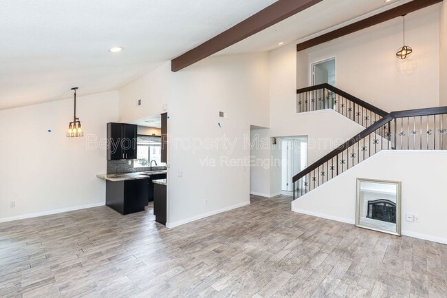 Building Photo - 3661 Cactusview Dr