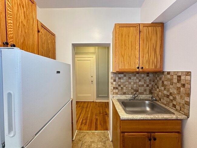 Photo - 1365 W Estes Ave Unit o1