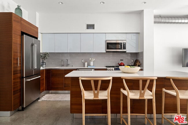 Photo - 11500 Tennessee Ave Unit 115