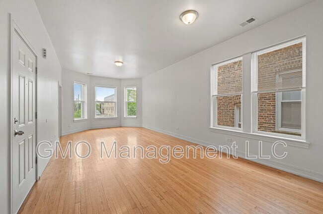 Photo - 4230 W Adams St Unit 2