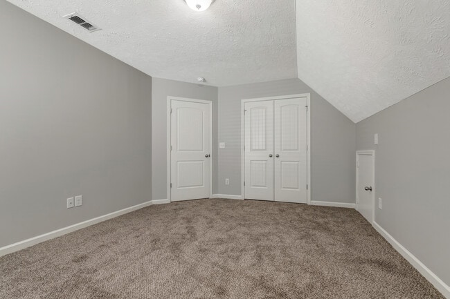 1567sf: Guest Bed 2