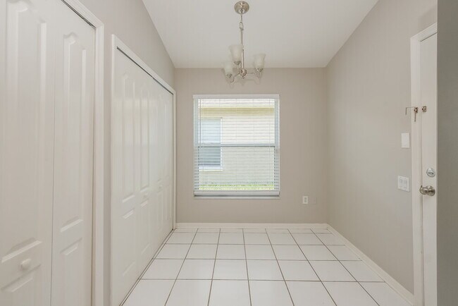 Photo - 927 Ridge Haven Dr