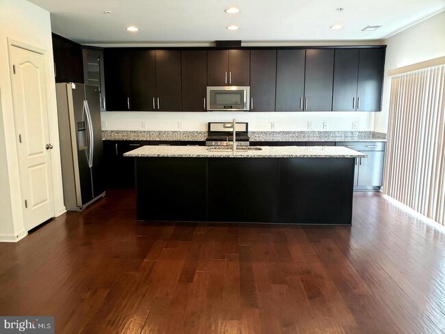 Photo - 16900 Porters Inn Dr