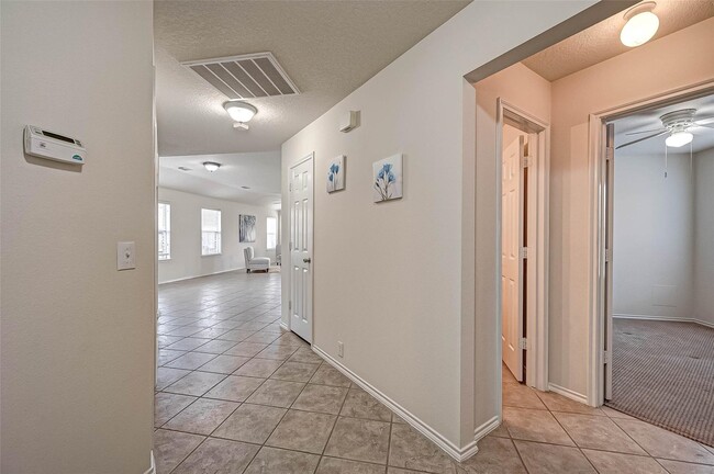 Photo - 10607 Sugar Trace Dr