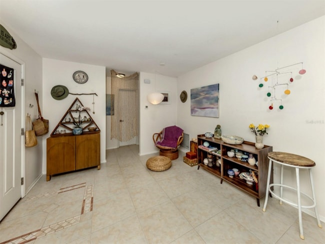Photo - 829 Groveland Ave