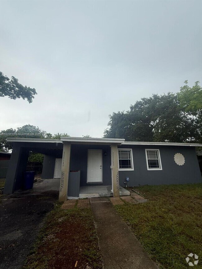 Building Photo - 1413 NW 11th St Rental