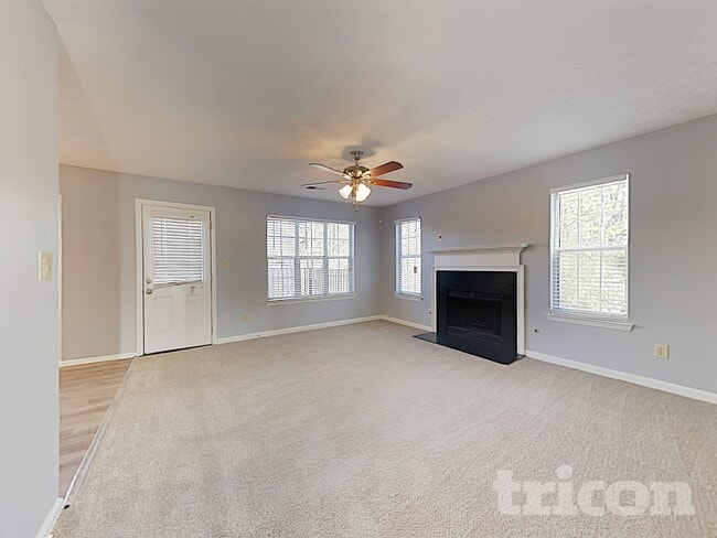 7068 Grinder Ct