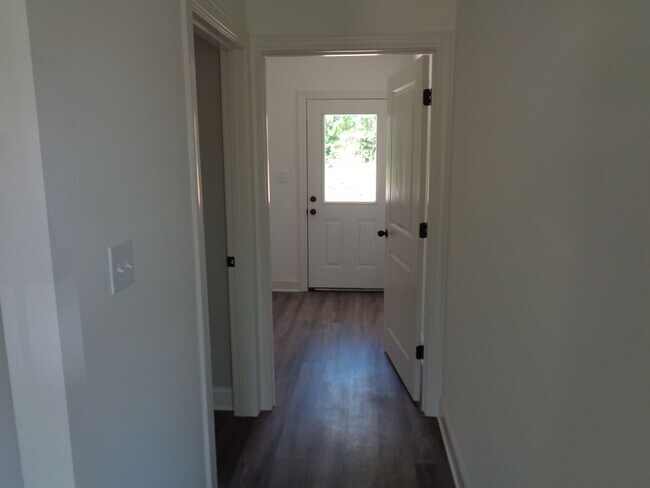 Photo - ****JUST REDUCED****28 Locust Lane, Tupelo...